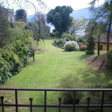 Villino Nel Parco Verbania