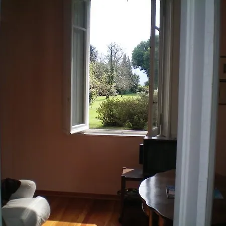 Villino Nel Parco Verbania